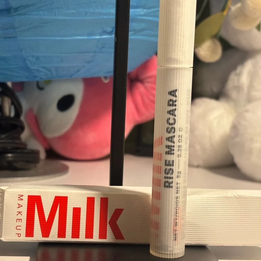 Milk Makeup Rise Mascara in Black